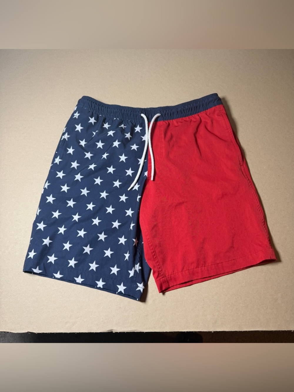 GAP Swim Trunks Mens Medium Lined USA Flag 9" Drawstring Elastic Waist Shorts